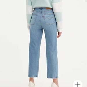 Levi Ribcage Straight Jeans